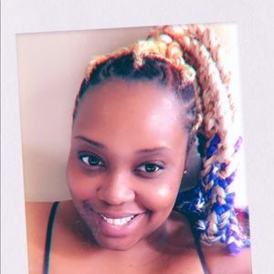 Meet your Posher, Breina